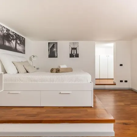 Apartment Alessia's Flat - Portello 2 *